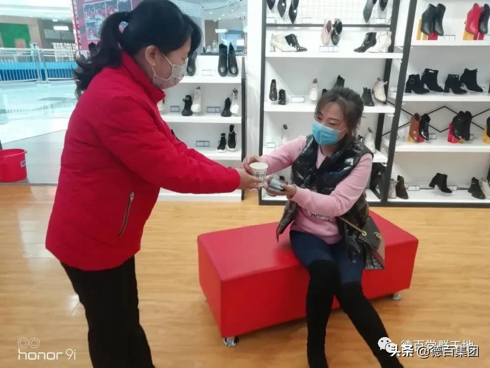 服务暖心正能量,不打烊为民服务暖人心