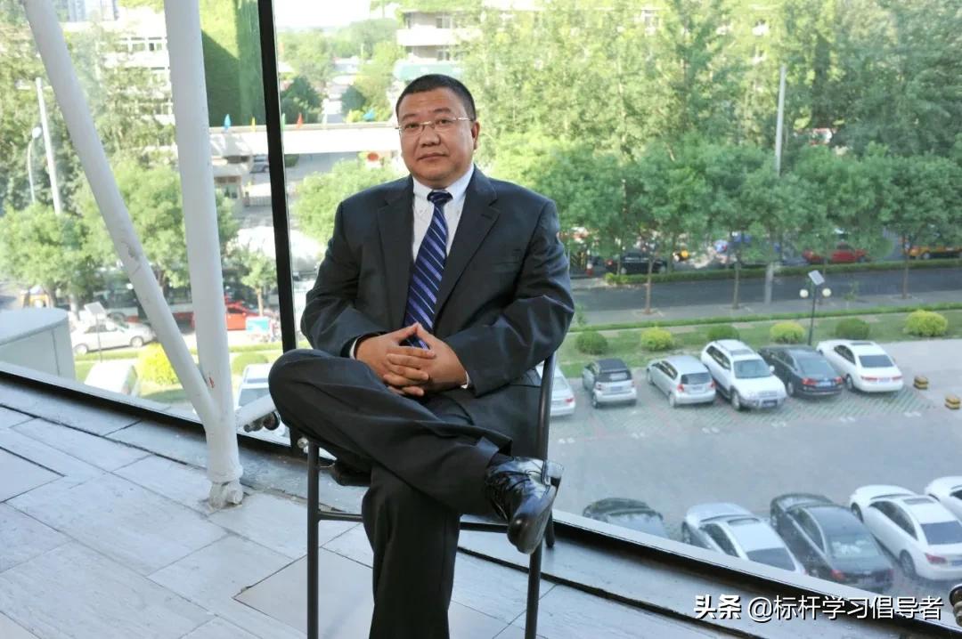 陆正耀：瑞幸门店刻意跳号背后的危险游戏