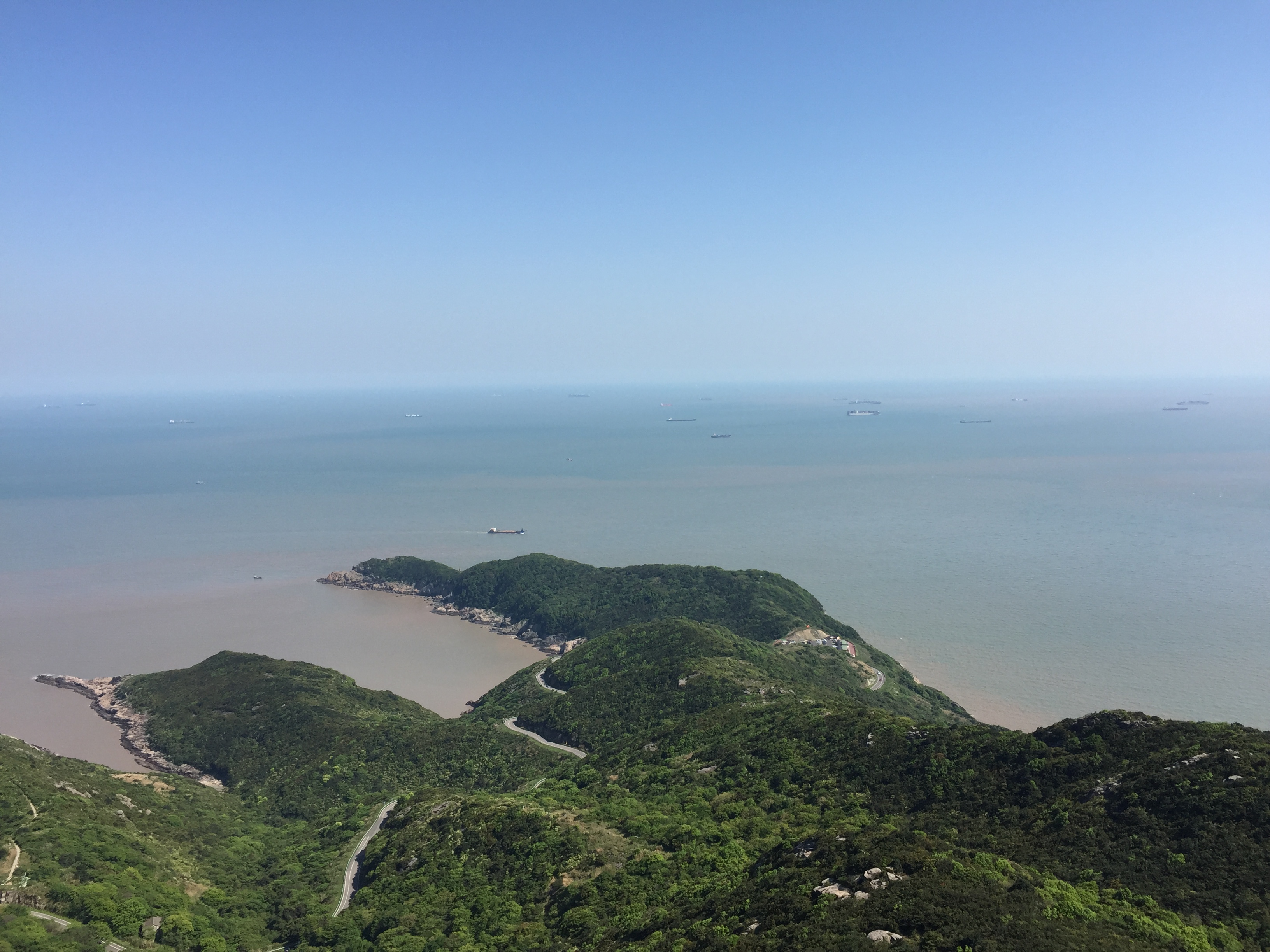 浙江沿海海水为什么浑浊,浙江近海的海水为什么黄色