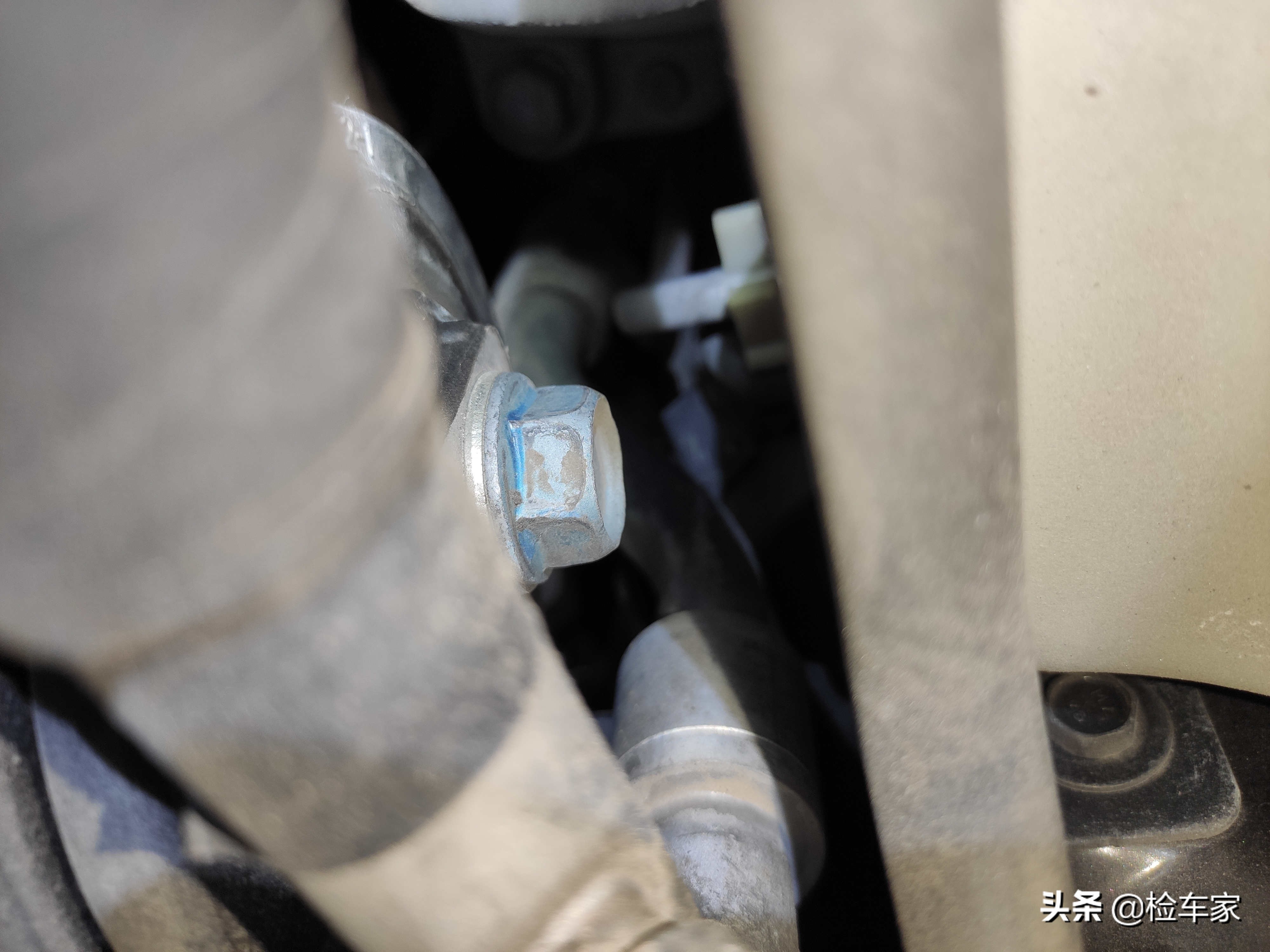 12年日产天籁公爵新车落地价,20万公里的天籁公爵值得入手吗