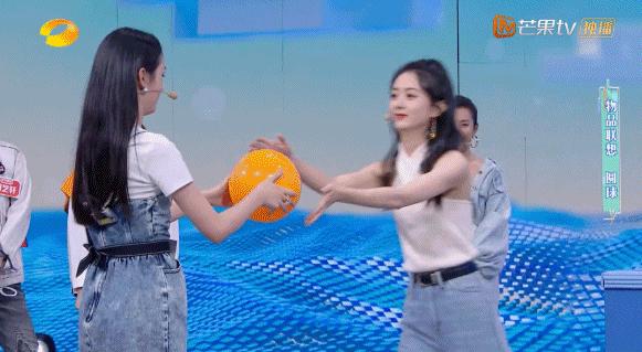 这姑娘会来事儿,性格好,就说她会红吧