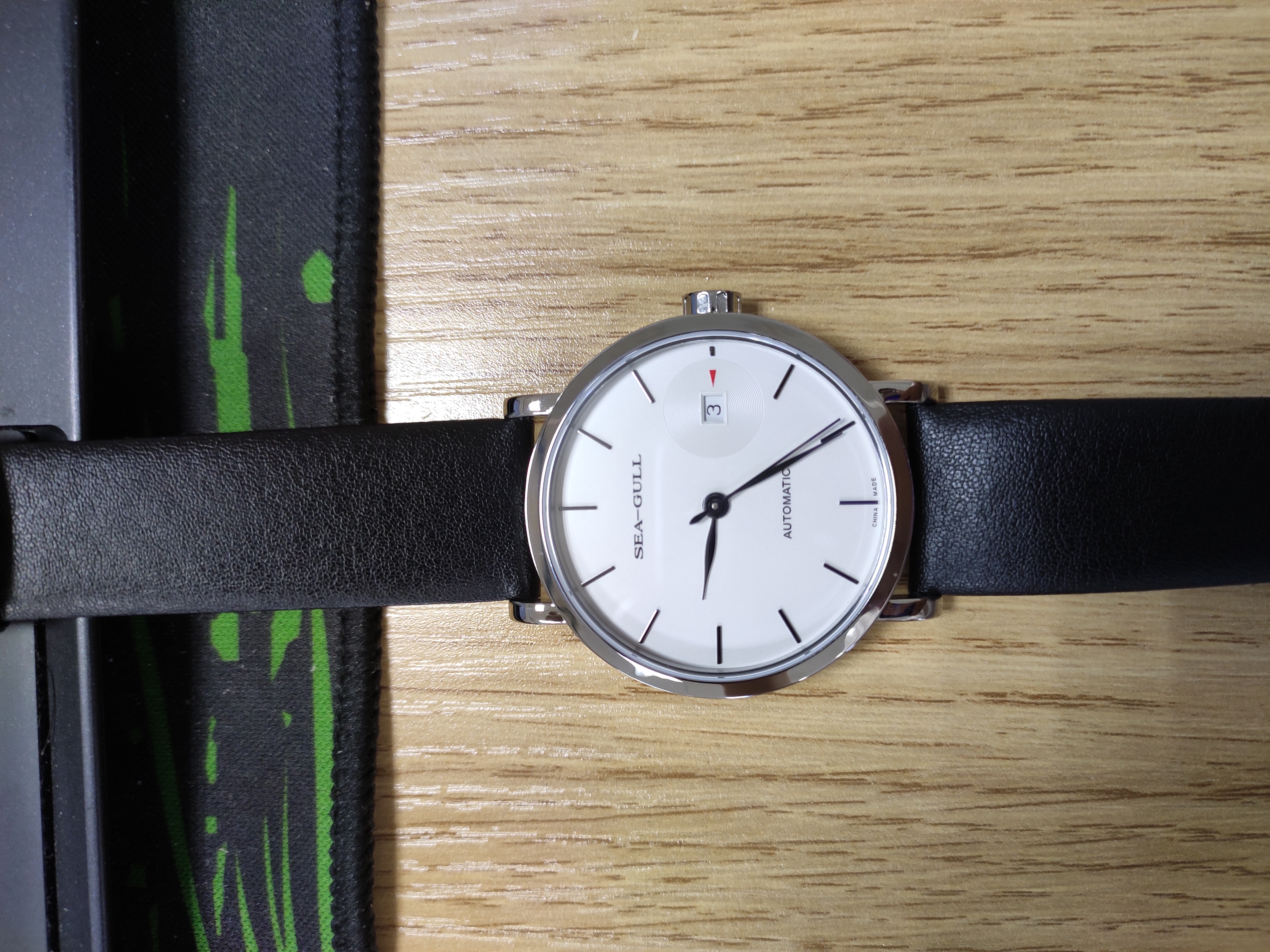 野狼机械表对比海鸥机械表,精工机械表和海鸥机械表哪个好