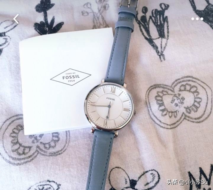 姐们儿，听说你昨天买了个表？