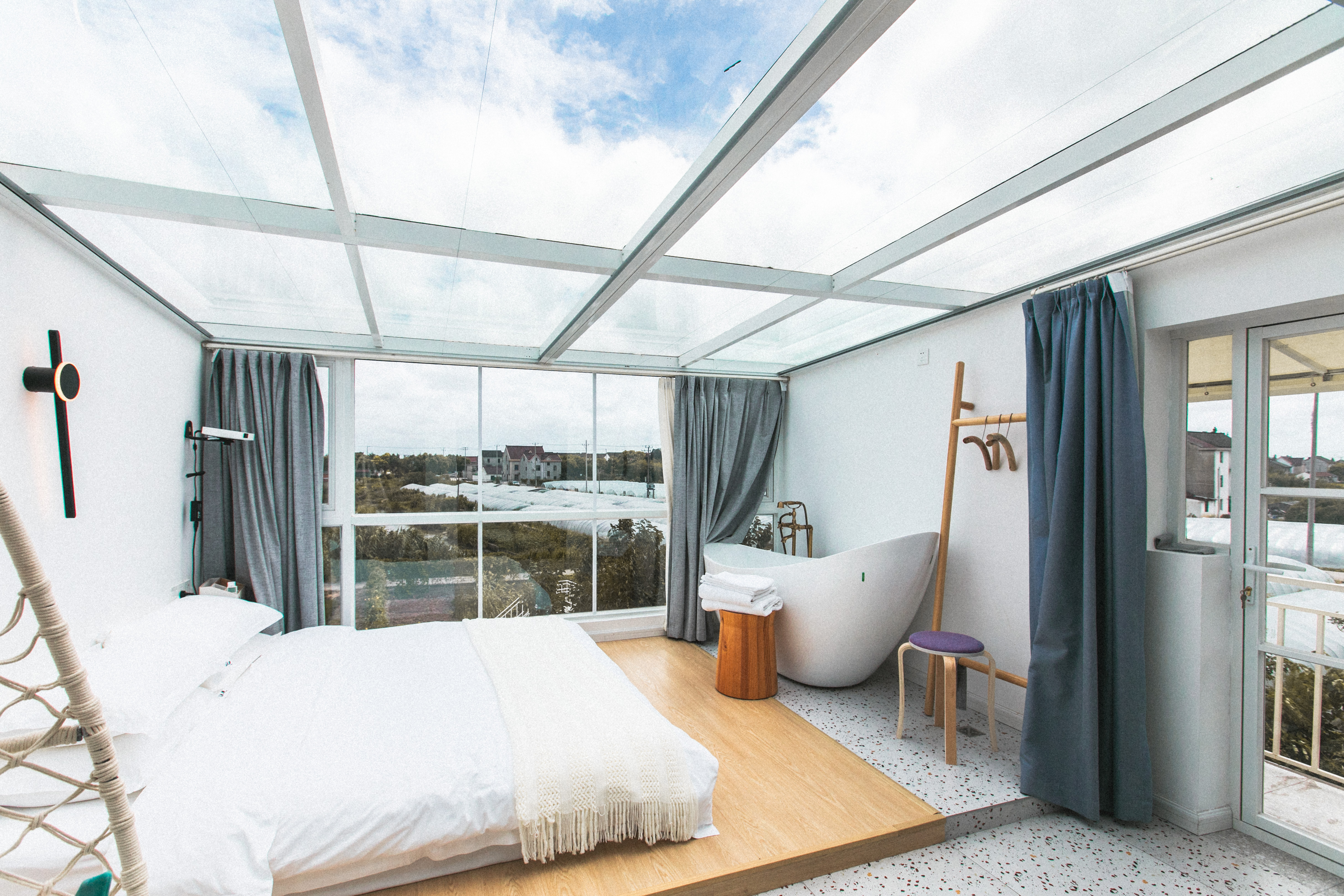 上海迪士尼周边酒店民宿,迪士尼附近民宿和酒店哪个好