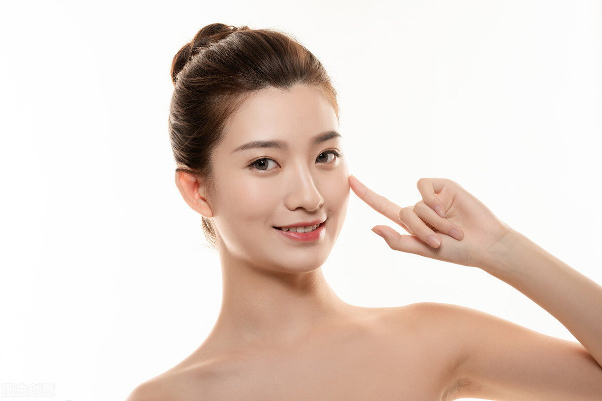 记者转行适合什么单位,记者改行到医美创业