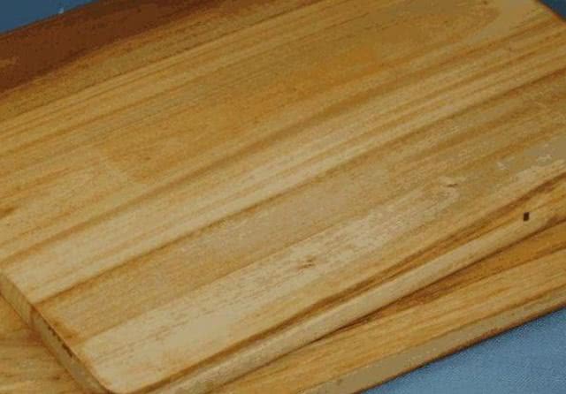 菜板发霉“黑乎乎”怎么办？教你正确的做法，立马干净如新