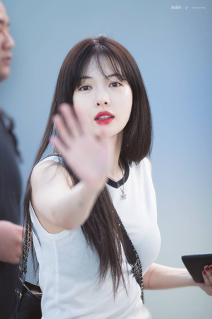 泫雅和男友秀恩爱视频,泫雅恋爱前后变化