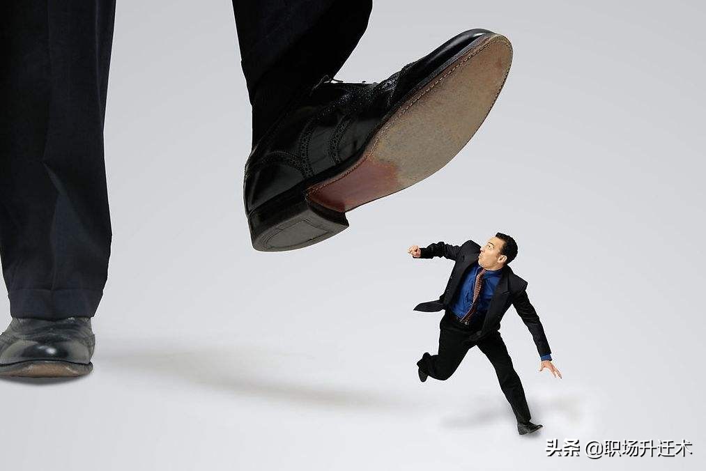 升职了别人告黑状怎么办,单位有人告黑状自己该怎么做