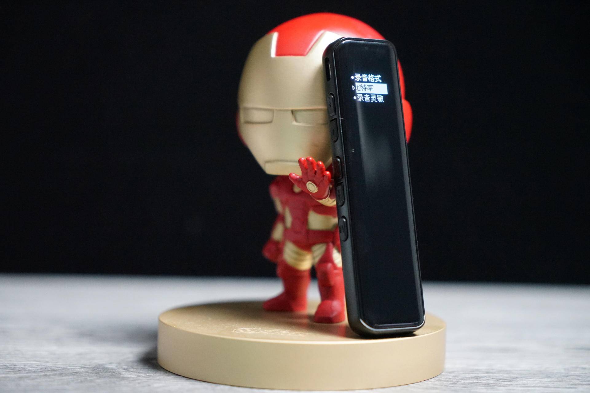 新科录音笔上手！大内存+高清降噪+音频转文字，没事还能听听歌！