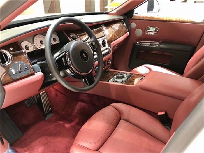 mansory劳斯莱斯古斯特一代,优雅劳斯莱斯古思特