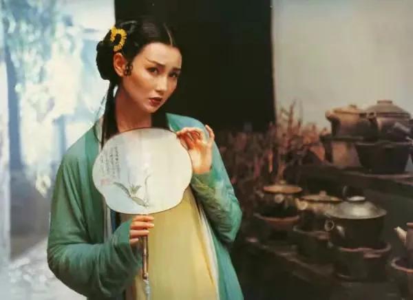 青蛇人生哲理,青蛇痛苦变回原形