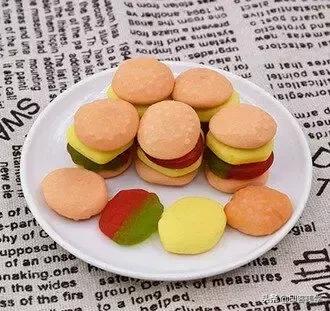 哪吒还是小丸子，魔法士还是牛奶糖，大陆和台湾童年有何不同？