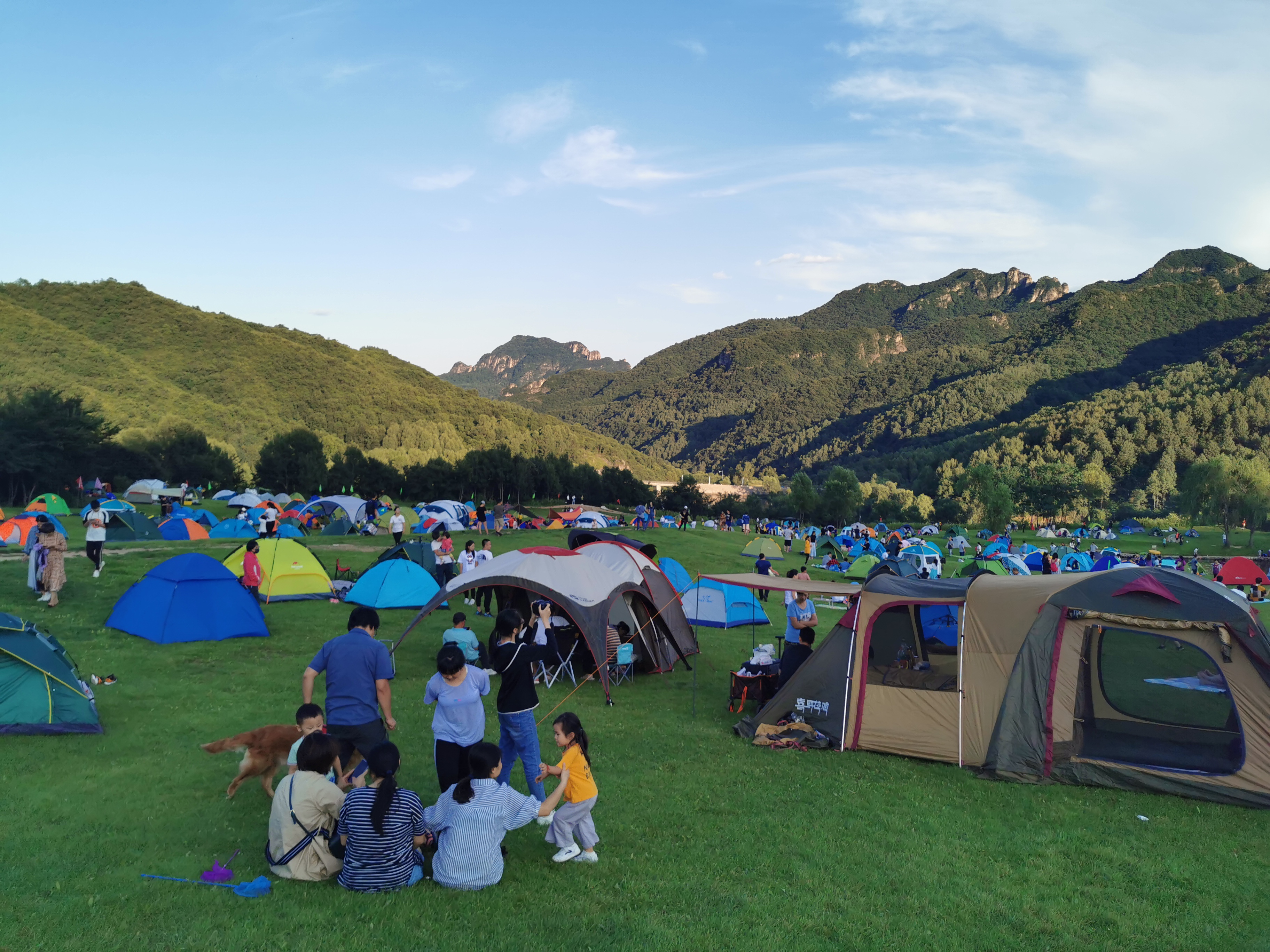 北京延庆周边野游有山有水,北京延庆山顶草甸