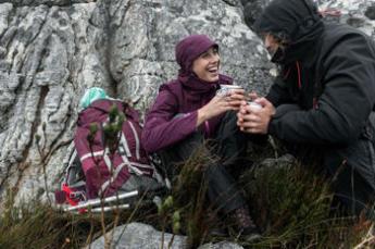 多参与户外爬山克服恐高,登山如何预防严寒