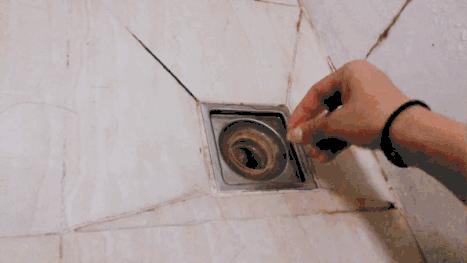 卫生间下水道堵塞最好的办法,卫生间下水道堵了小妙招解决