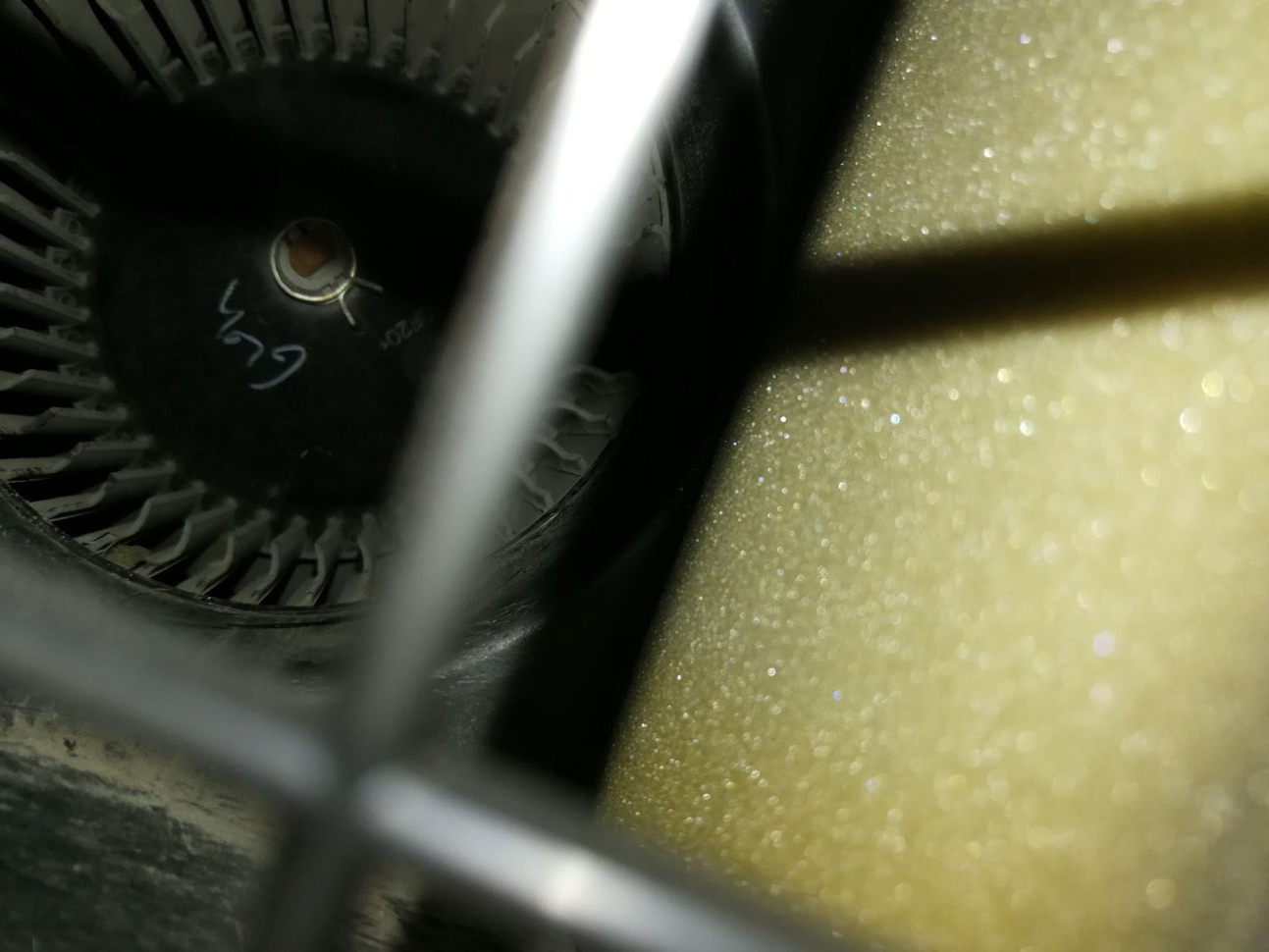 逍客开空调风扇抖动厉害,逍客空调风扇总成多少钱一个