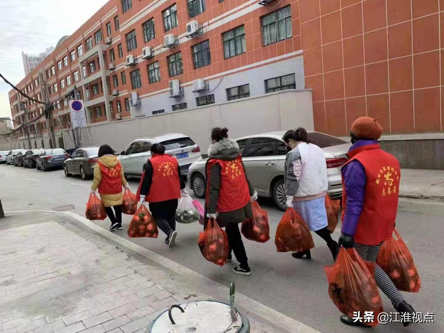 淮南一户家庭抗击疫情,战疫一线化身群众贴心勤务员