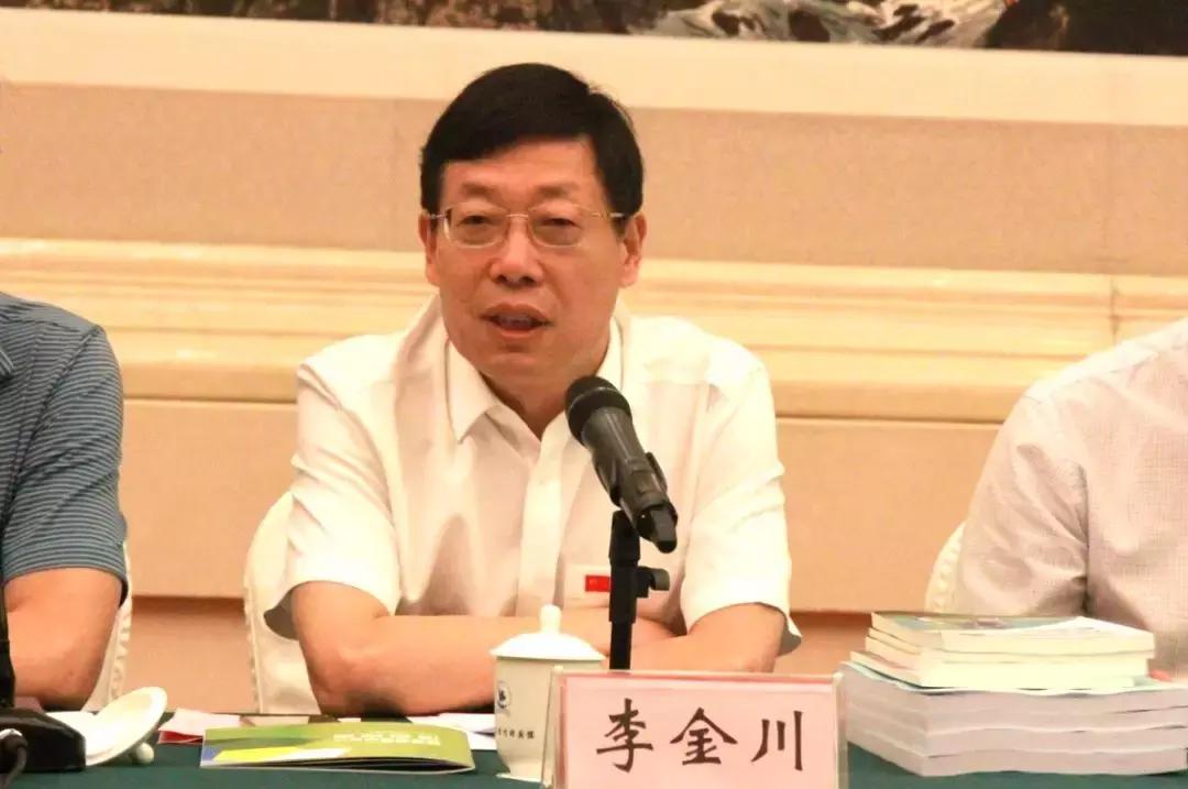 中国媒体团考察,探访全国足球特色学校