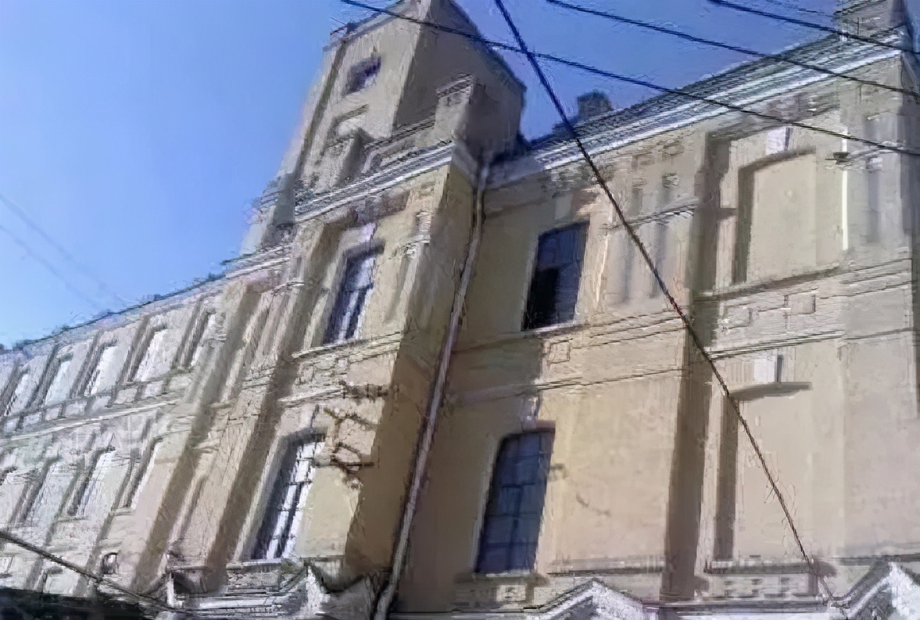 *子烟电**颠覆下，老卷烟厂路在何方