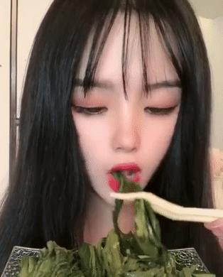 黄灿灿颜值变了,黄灿灿脸变了