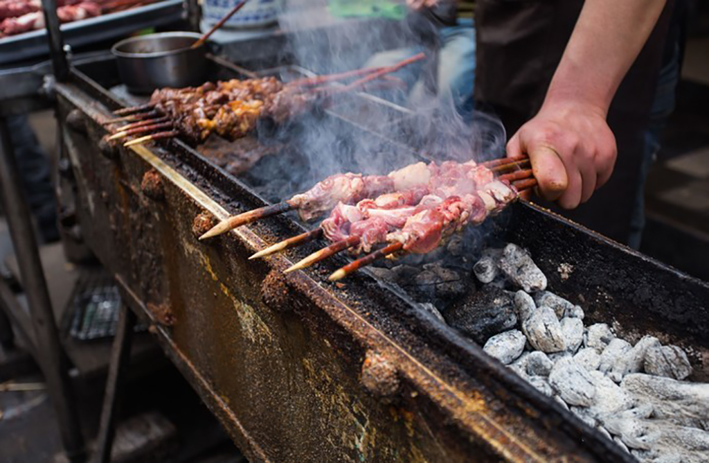 回民街和西羊市有什么区别,西羊市和回民街是一个地方吗