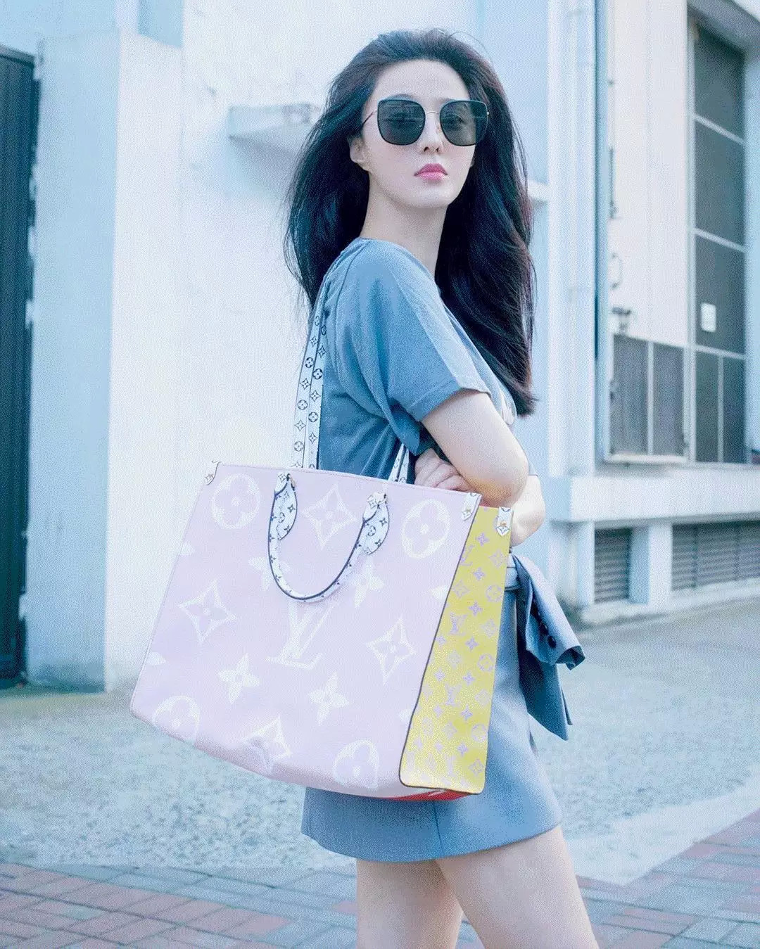 今年最流行最实用最能装的包包……竟然是购物袋？