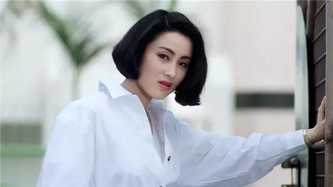 《逃学威龙》30年:帅气学生是梁小龙的弟弟,还有3位演员已去世