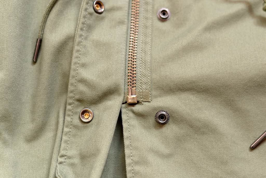 以枪炮玫瑰致敬经典——美军M-51Parka女式风衣评测