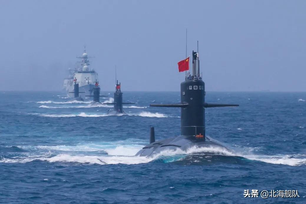 后浪奔涌在时代的潮流里,后浪奔涌而来