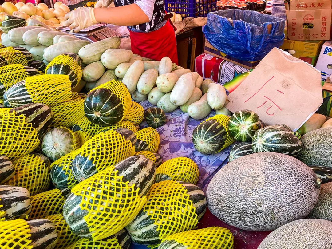 不错挺便宜的早市,附近比较旺的早市