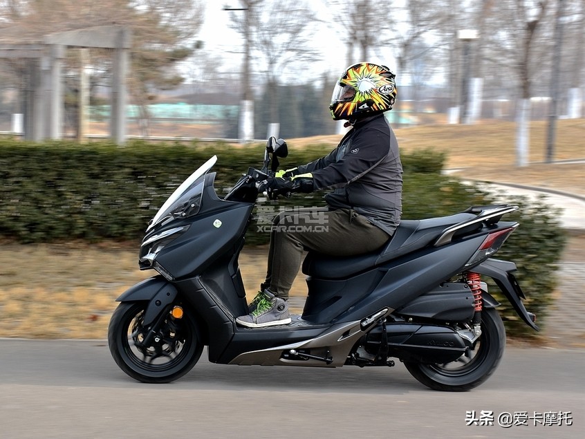 踏板光阳赛艇250,赛艇250和ct250哪个值得购买