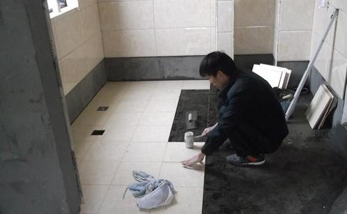 泥工贴瓷砖注意事项有哪些,地暖上贴瓷砖需要注意什么