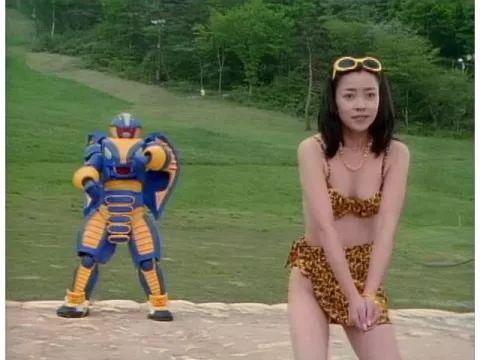 铁甲小宝可爱的样子,铁甲小宝三个铁憨憨表情包