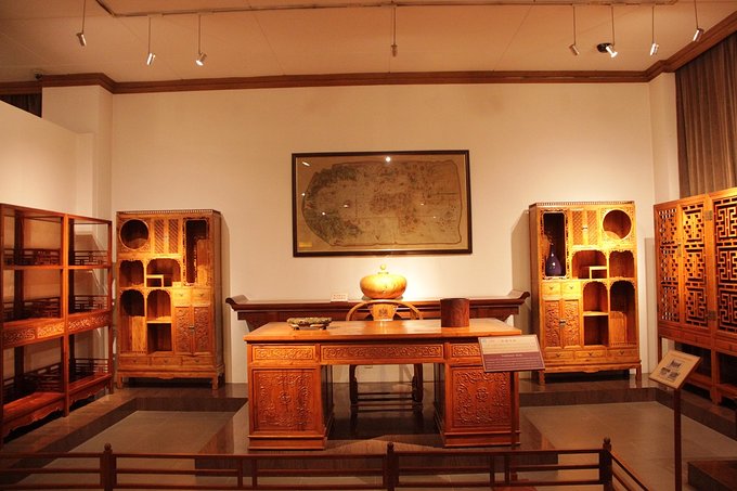 陈丽华身价多少亿人民币,陈丽华的身价多少亿