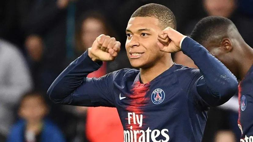 阿尔及利亚裔足球明星,阿尔及利亚足球明星盘点