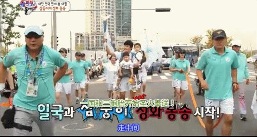 宋一国多胞胎爸爸图片,民国表情包男孩长大了有女朋友了