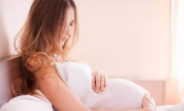 避不开的孕期腰痛,准妈妈可以这样做