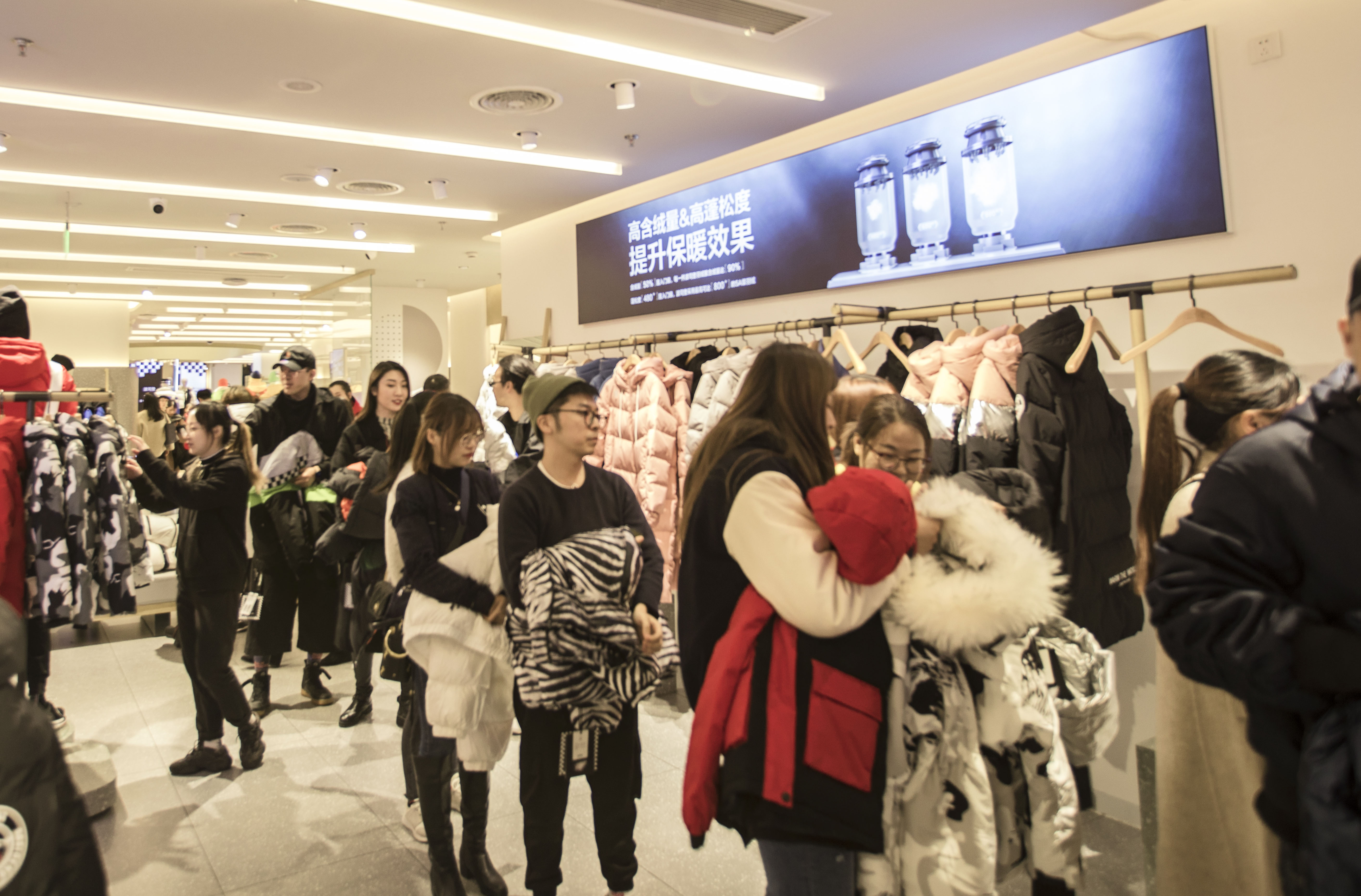 老外真的有在买波司登吗,外国人买中国羽绒服