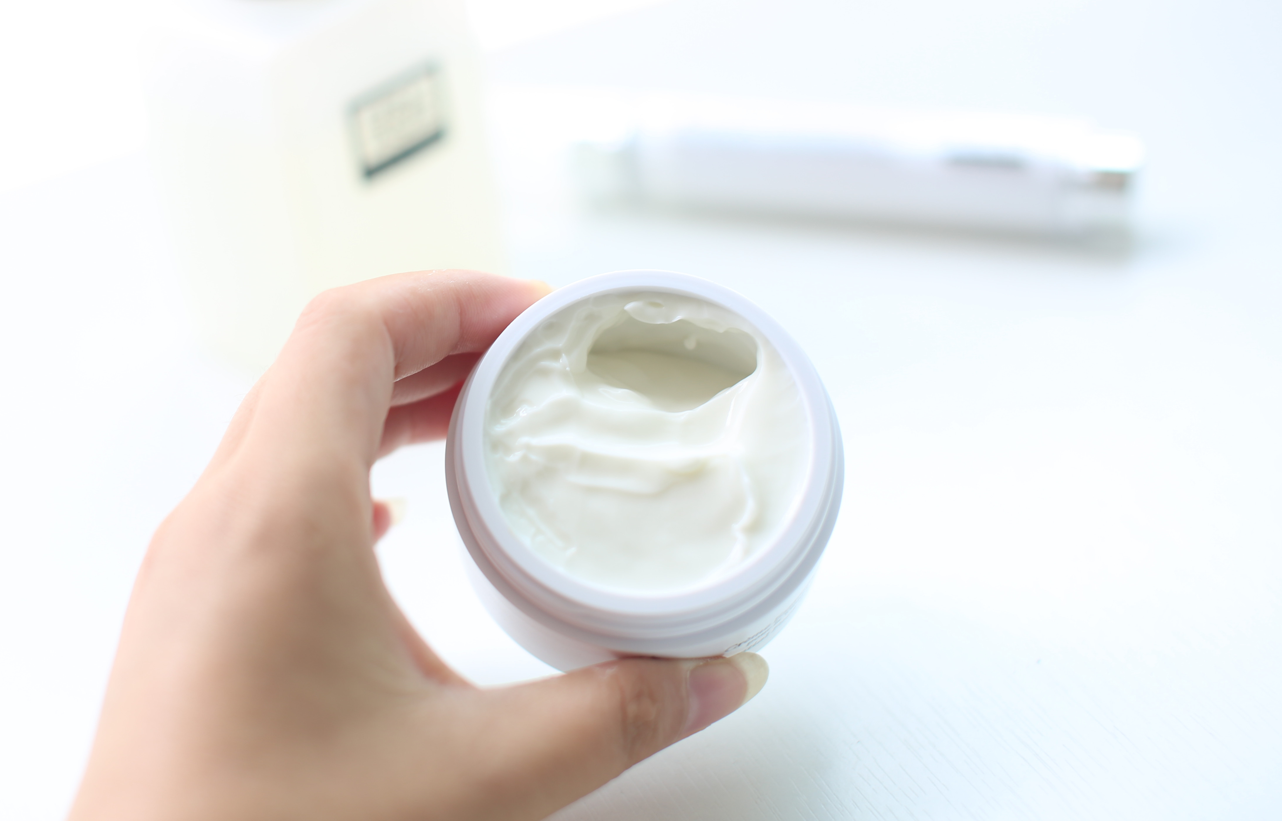 秋冬换季皮肤过敏怎么办,换季皮肤过敏用什么护肤