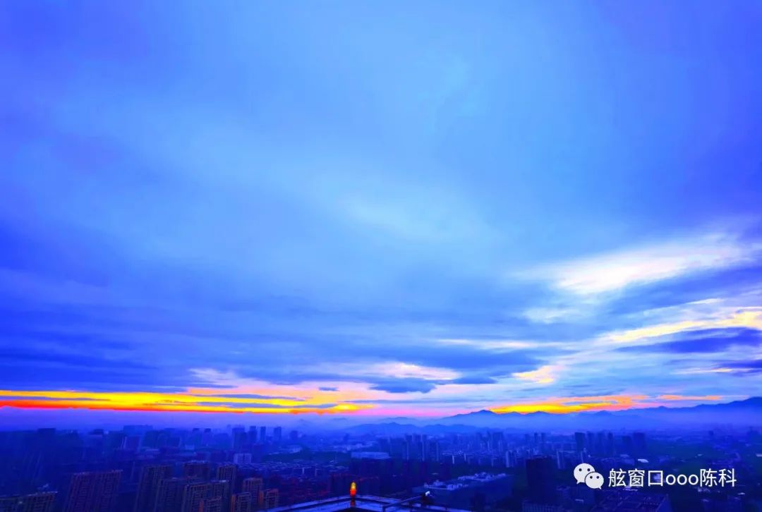 火红色的七月,火红的7月