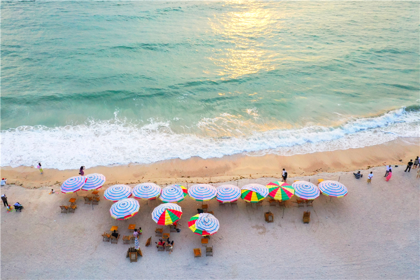 广西这座海滨城市很美，比三亚安静，比青岛清幽，更适合旅居养老