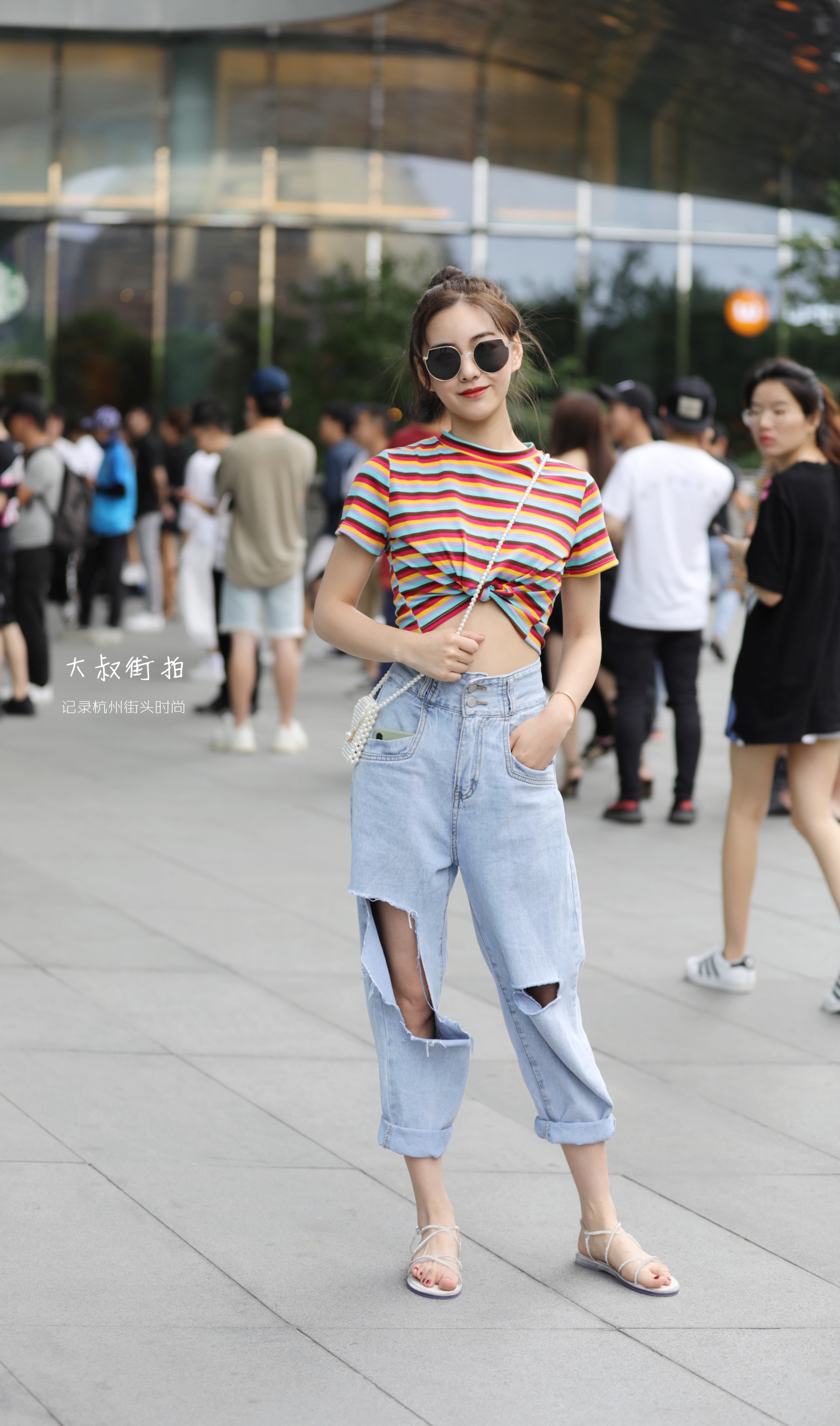 大叔街拍唯美,街拍大叔长裙微胖