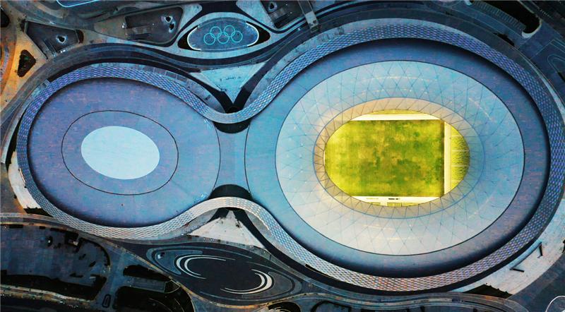 凤凰山公园灯光秀,成都凤凰山体育场灯光秀