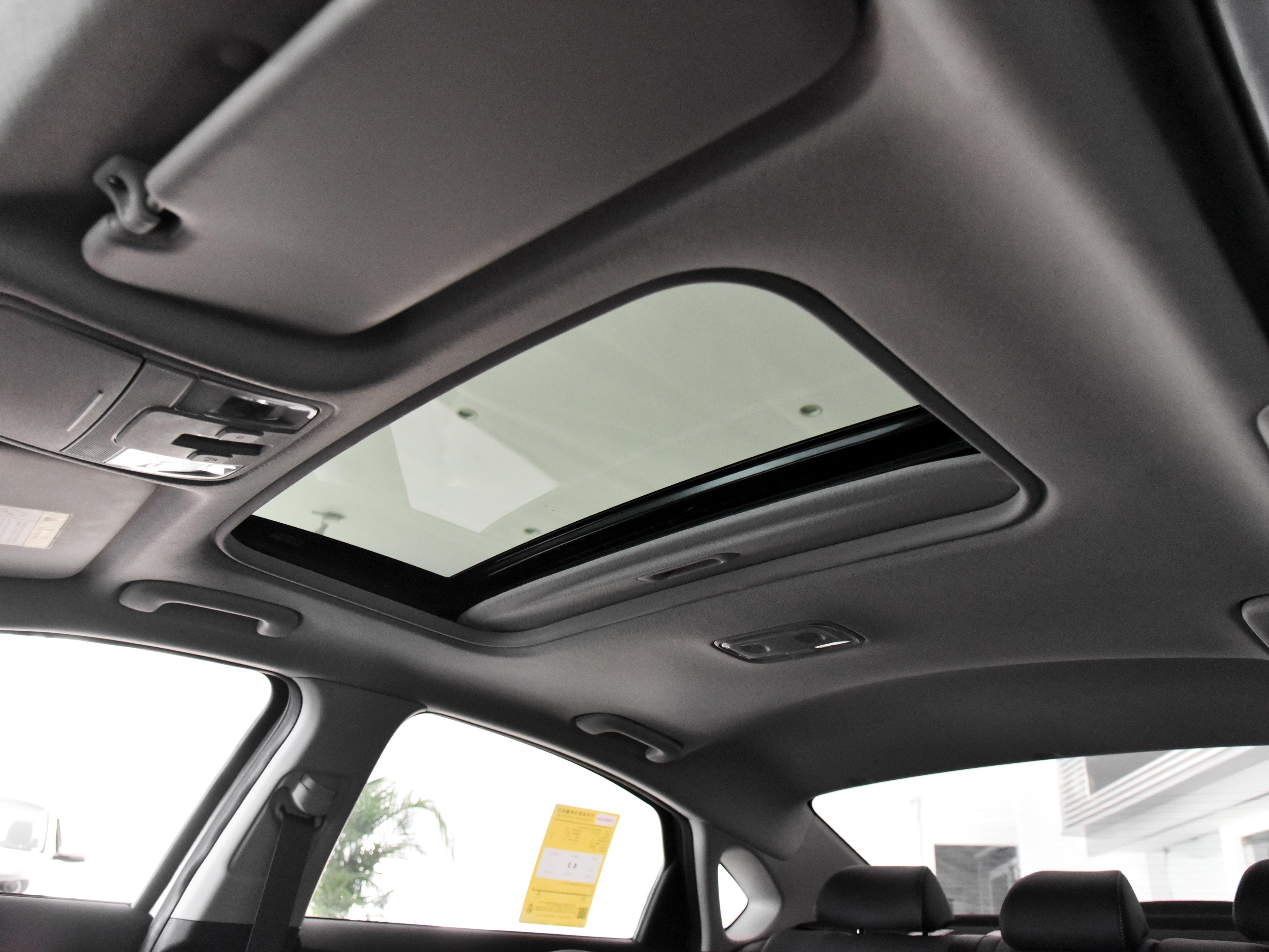 四缸1.5自吸油耗,21款起亚k3最新视频