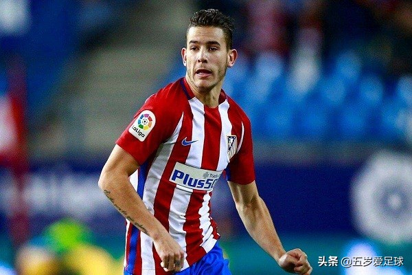 花费2仁币!拜仁签下历史转会身价第二的后卫,他能带来什么?