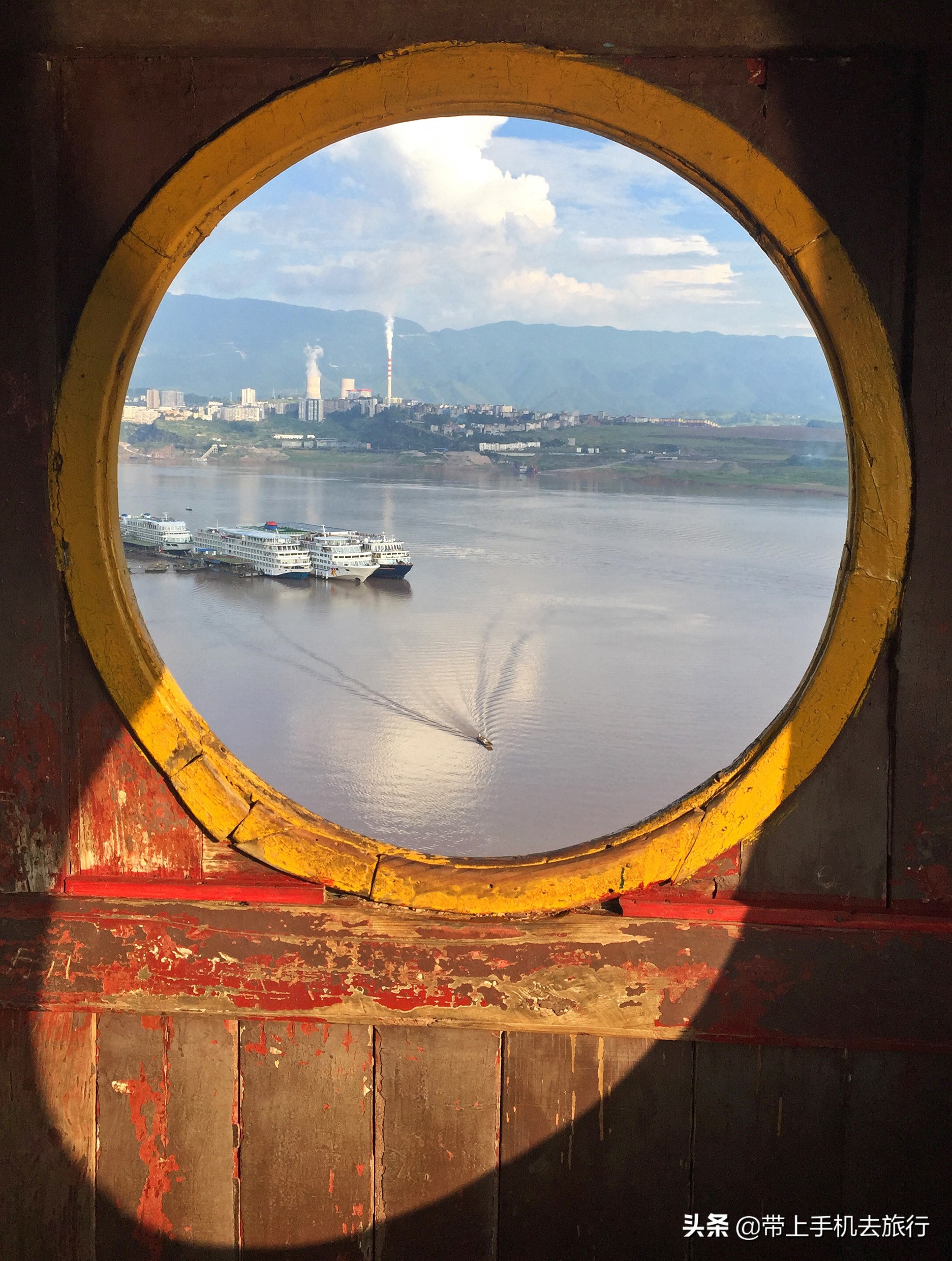 “减法”、虚化和“加法”，让画面瞬间干净简洁唯美