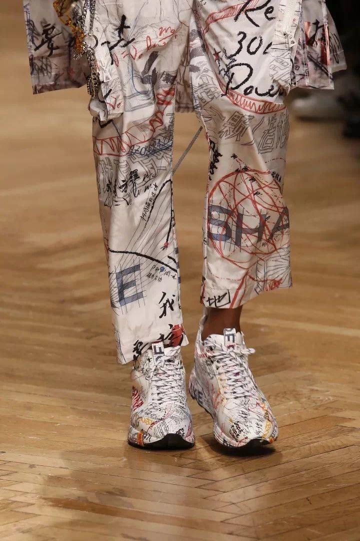 时尚潮牌马克华菲清仓,马克华菲怎么保持生命力