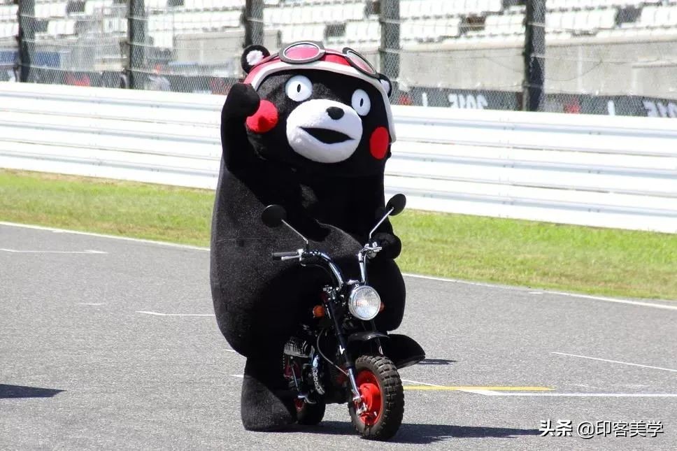 “萌物”，正在掏空年轻人的钱包