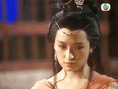 容忍妻子出轨，屡遭背叛却不离婚，黄日华才是真男人