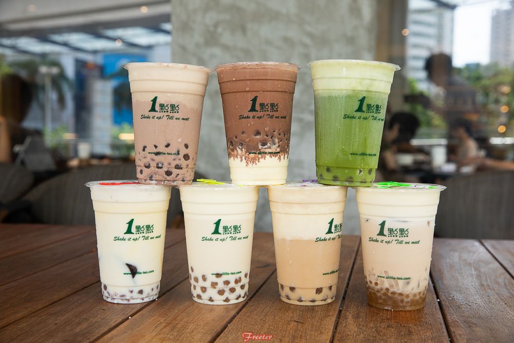 头顶顶着四十度的高温,头顶30多度的高温